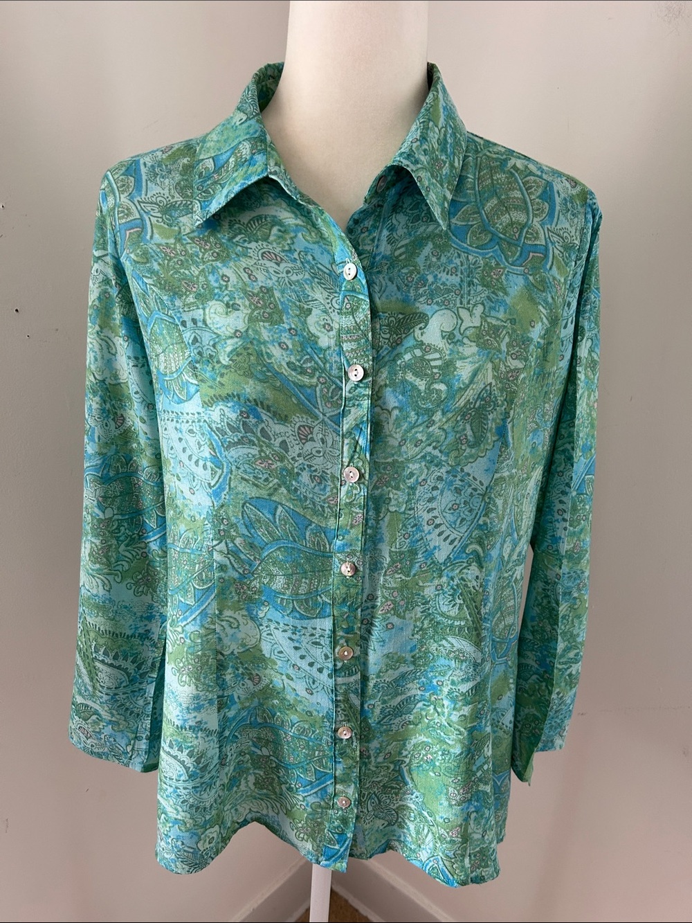 Studio Works  Green-Blue Paisley Button-Up Shirt sz S